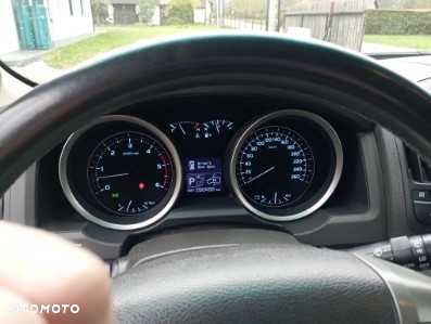 Toyota Land Cruiser - 5