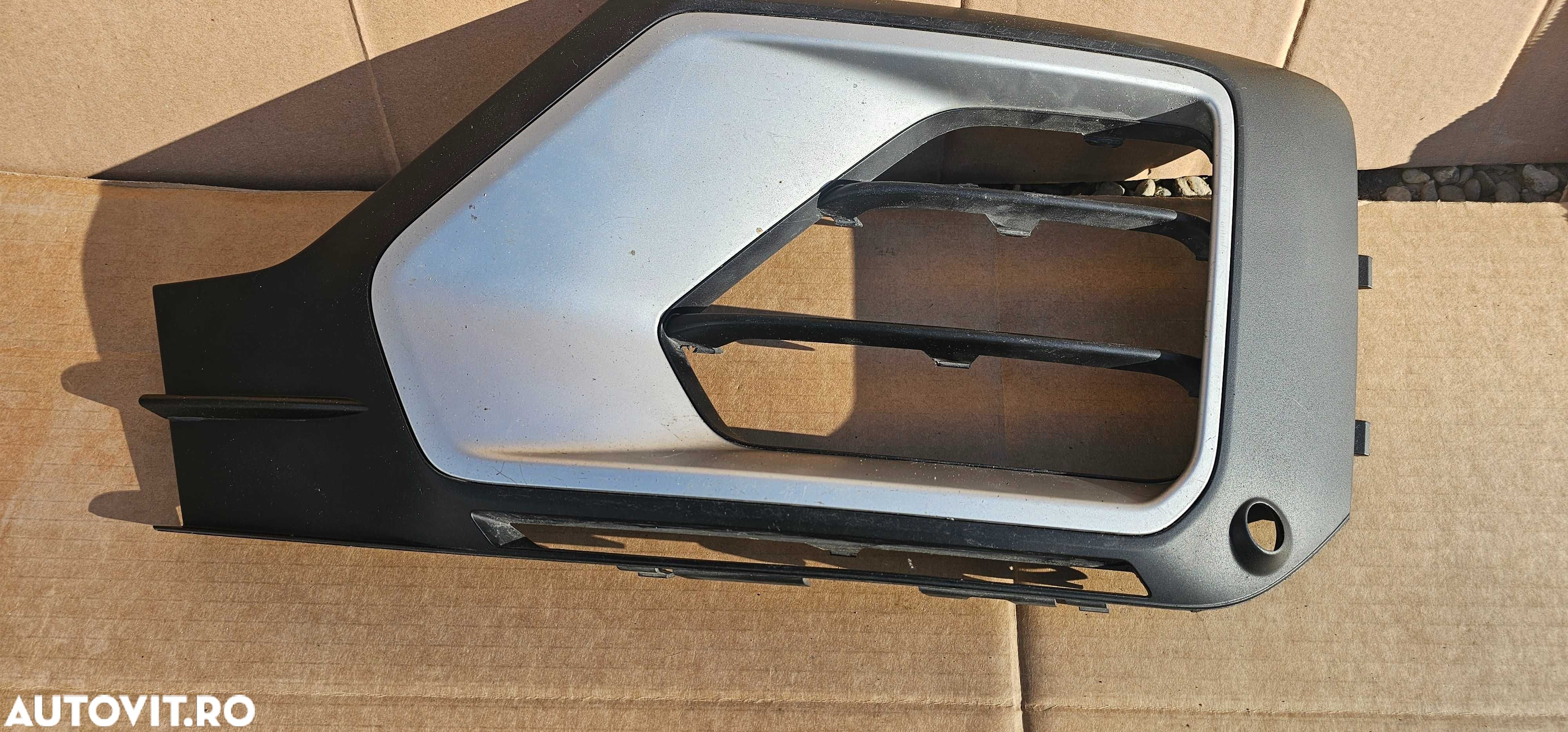 Grila proiector din bara stanga Audi Q2 2016 / 2017 / 2018 2019 - 1