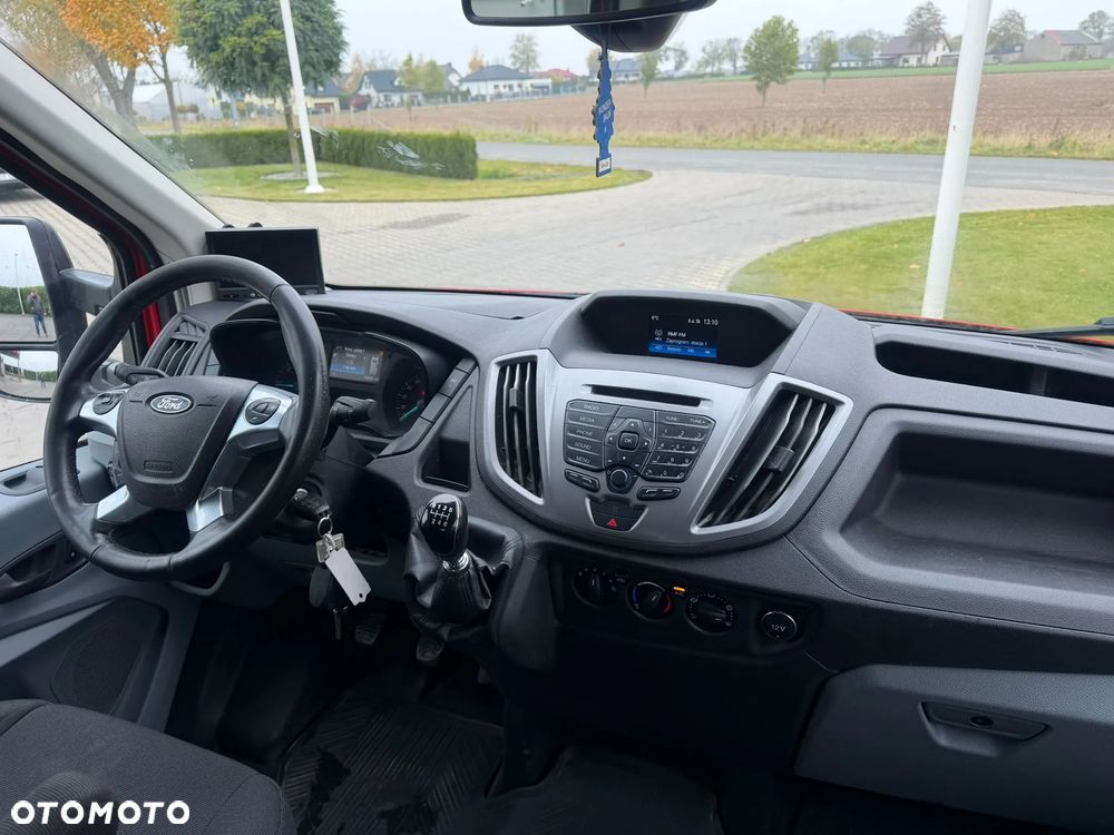 Ford Transit - 32