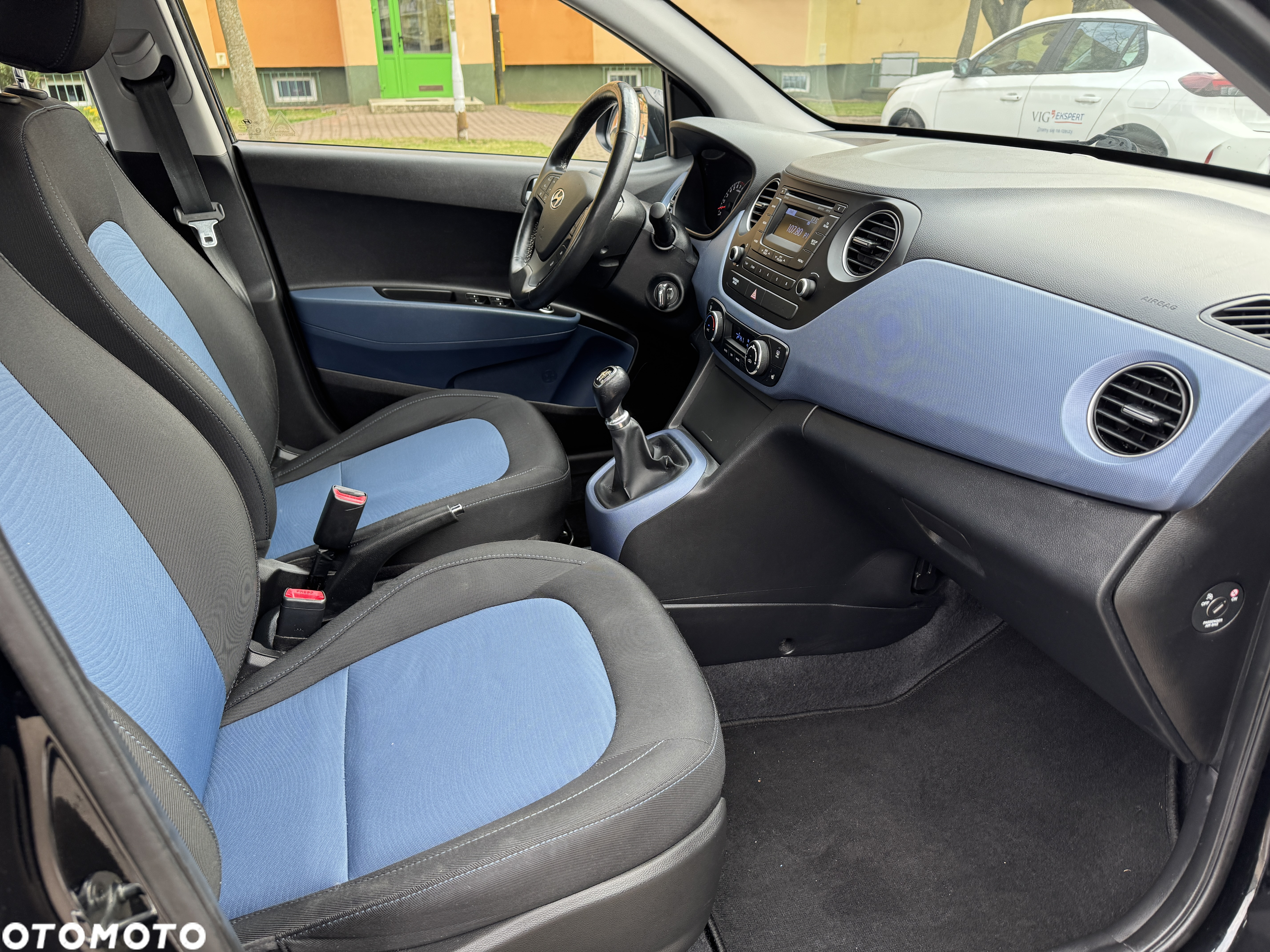Hyundai i10 1.2 Premium - 21