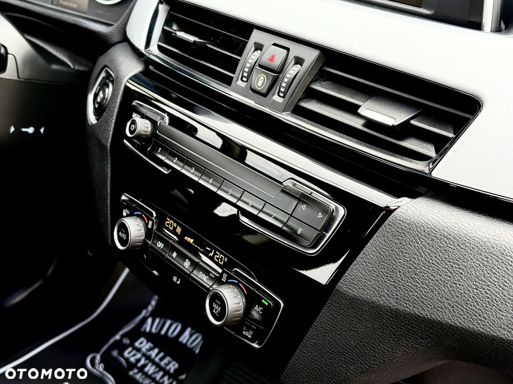 BMW X1 sDrive16d Sport Line - 38