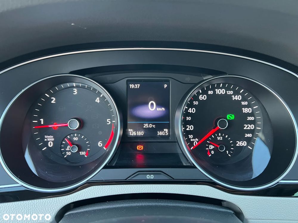Volkswagen Passat 2.0 TDI EVO Business DSG - 21
