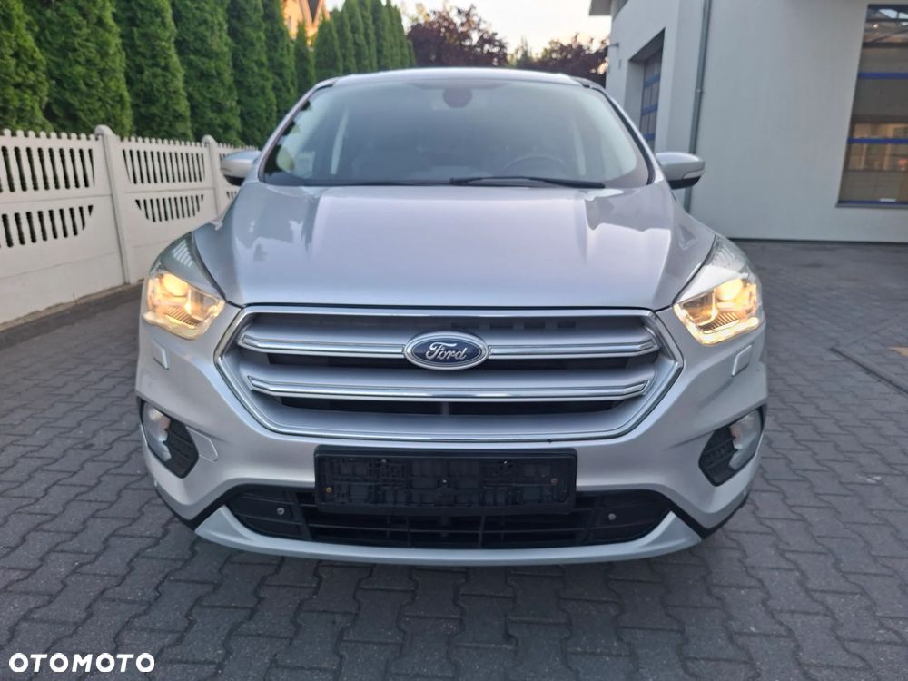 Ford Kuga 2.0 TDCi 2x4 Black & Silver - 8