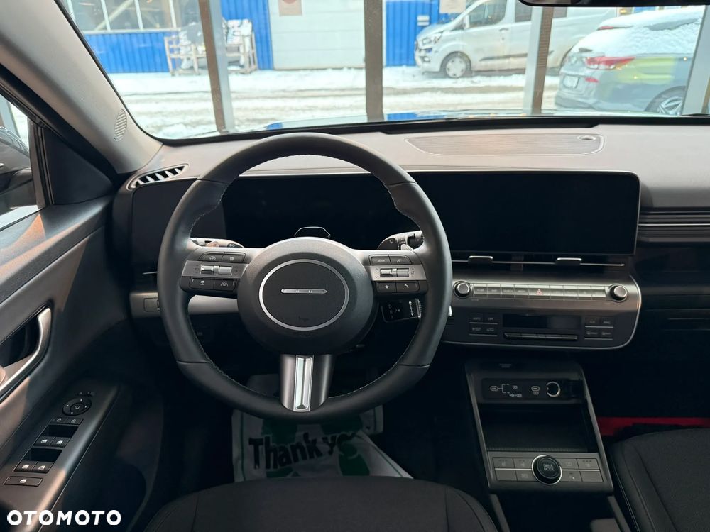 Hyundai Kona 65kWh Executive - 12