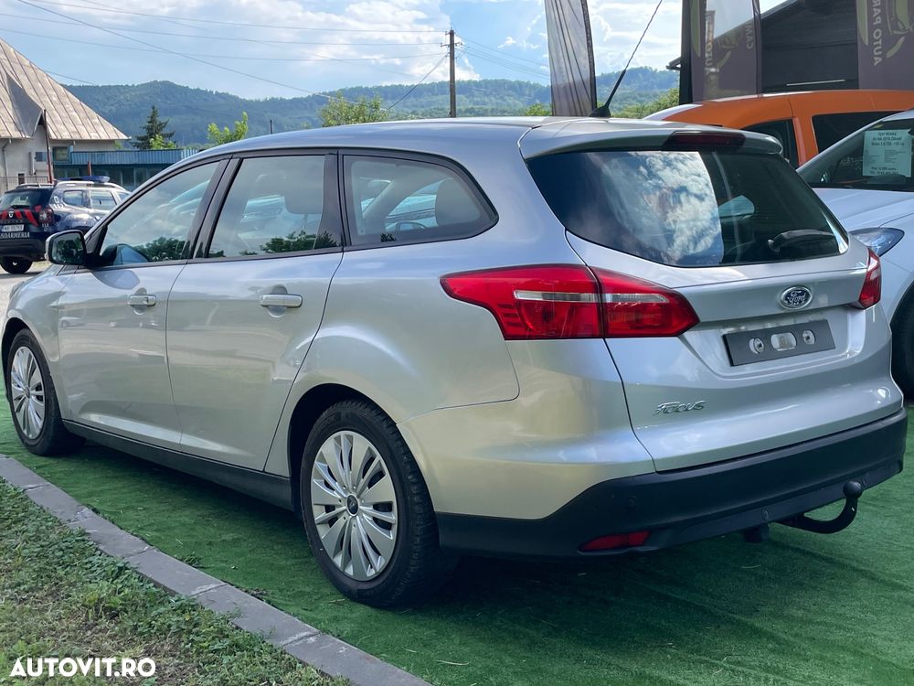 Ford Focus - 4