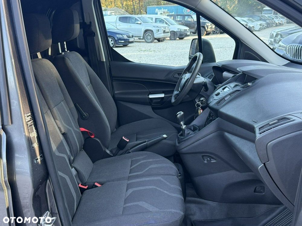 Ford Transit Connect - 17