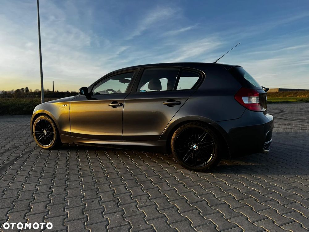 BMW Seria 1 118d - 26