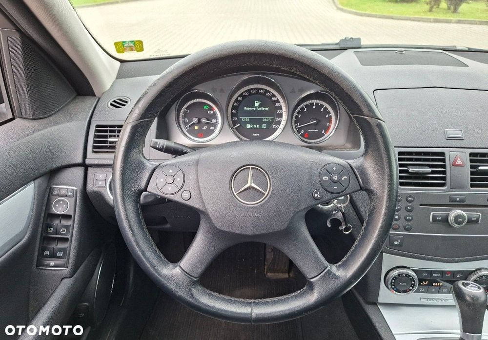 Mercedes-Benz Klasa C - 25