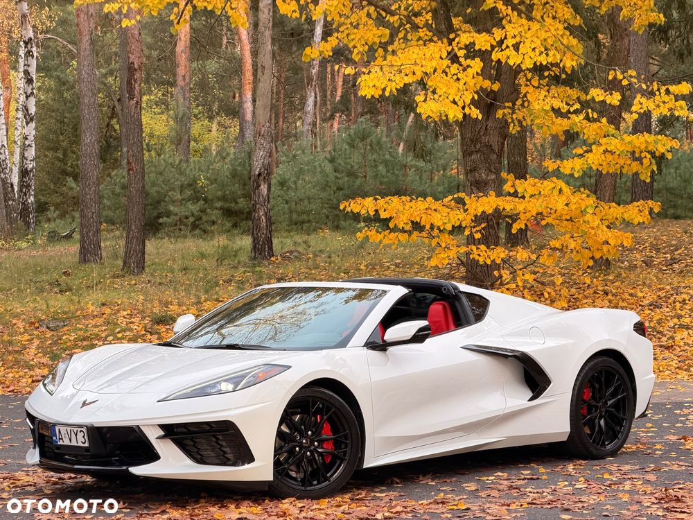 Chevrolet Corvette - 24