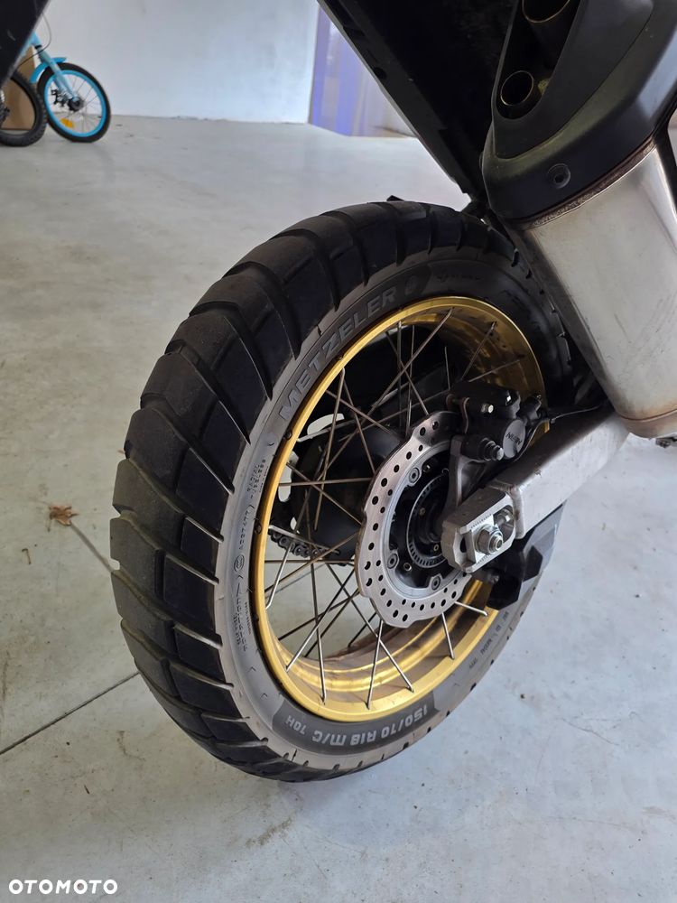 Honda CRF - 7