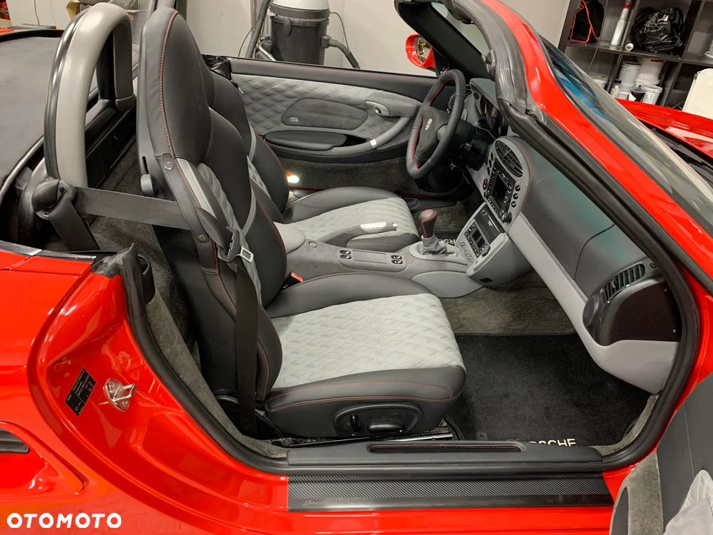 Porsche Boxster - 14