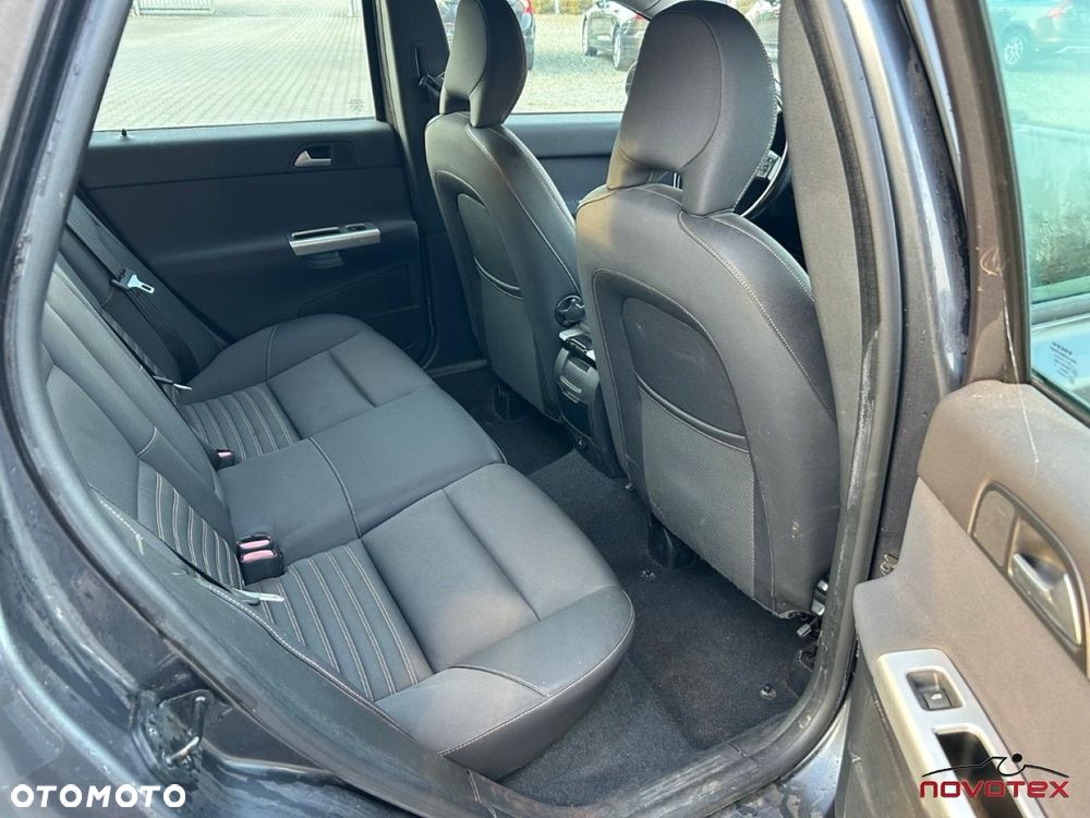 Volvo V50 D2 Momentum Start-Stop - 17