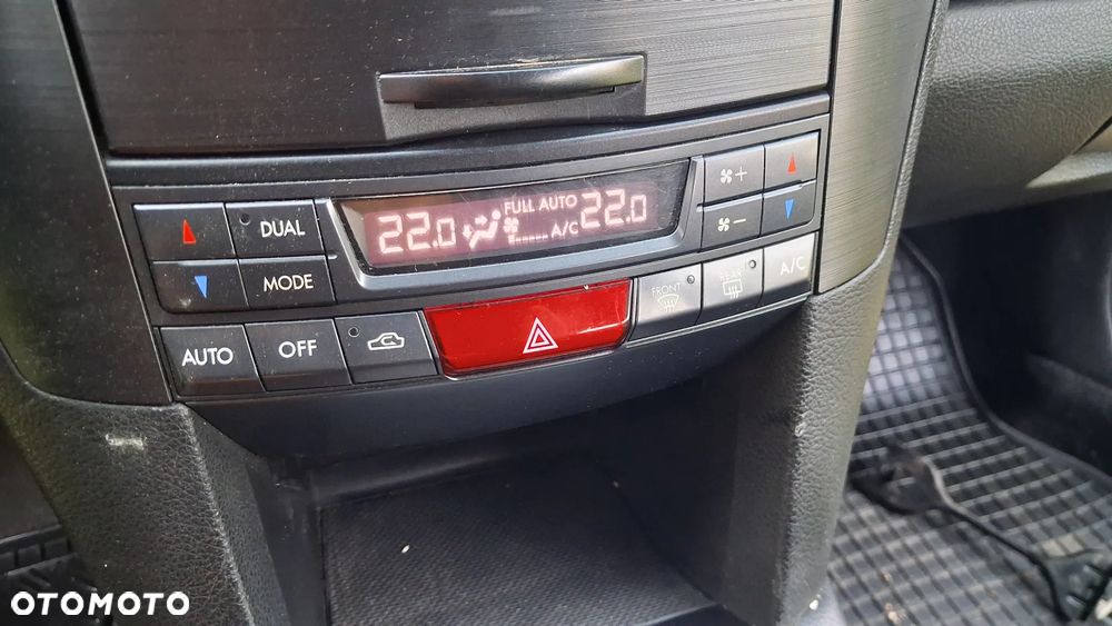 Na części Subaru Legacy IV Estate (BR) Outback FL silnik 2.0 D 150 KM DOHC BOXER TURBO DIESE EE20Z lakier 61K skrzynia automatyczna CVT maska zderzak drzwi klapa szyba fotel kanapa lusterko lampa deska GWARANCJA !!! Przód Tył Zestaw Komplet Drzwi Klapa Zderzak Błotnik Maska Grill Atrapa Szyba Pas Lampa Lusterko Boczki Fotel Kanapa Kokpit Deska Rozdzielcza Przełącznik Włącznik Sterownik Przewody Wiązka Instalacja Moduł Komputer Czujnik Listwa Pompa Alternator Wtryski Głowica Rozrusznik Kompresor Sprzęgło Dwumas Silnik  Skrzynia ABS Klimatyzacji Paliwa Wspomagania Kolektor Turbina Przepustnica Zawór Chłodnica Koło Hak Belka Sanki Zawieszenie Mcpherson Półoś Amortyzator Wydech Tłumik Zacisk Most - 20