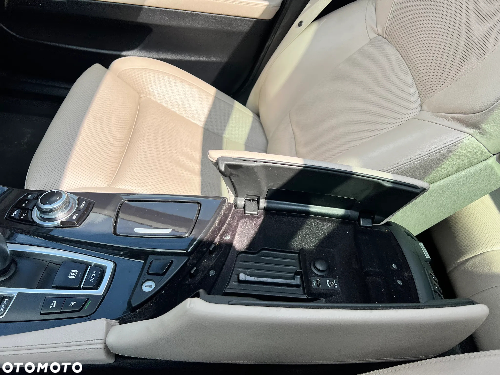 BMW Seria 5 - 34