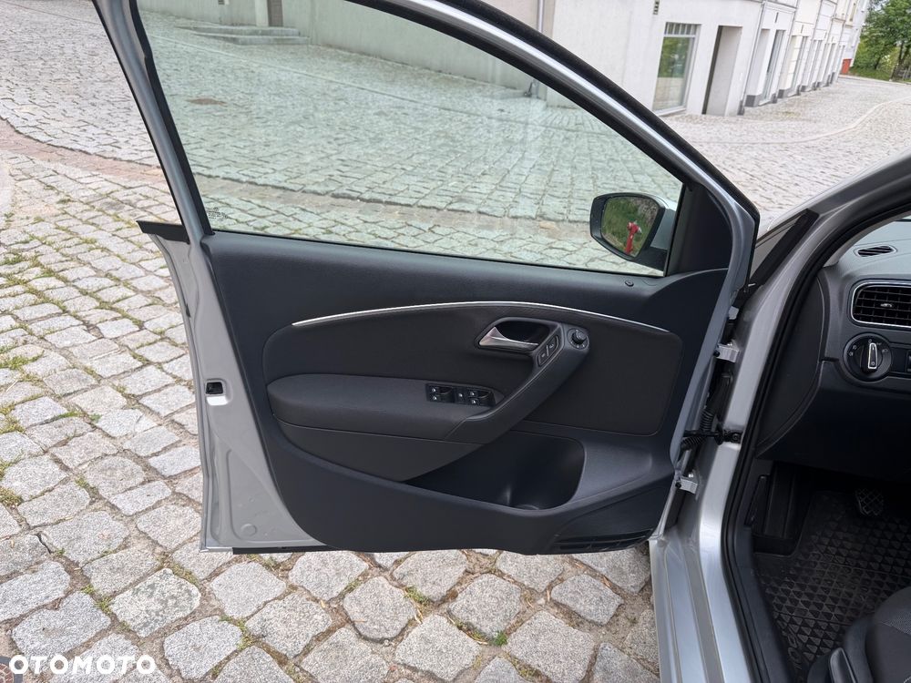 Volkswagen Polo 1.2 TSI (Blue Motion Technology) Comfortline - 13