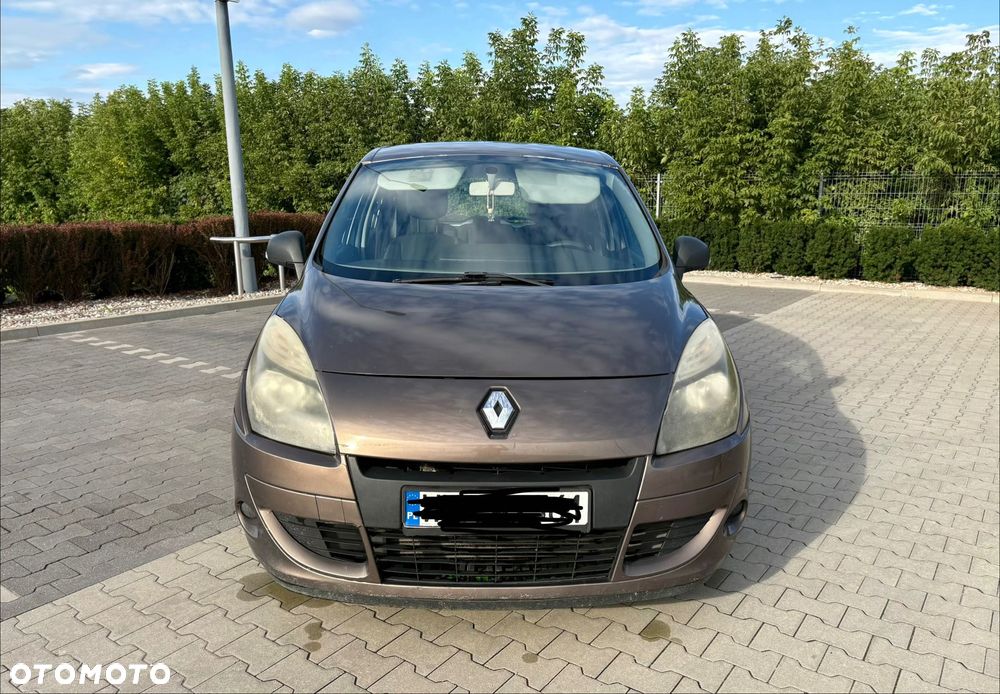 Renault Scenic - 1