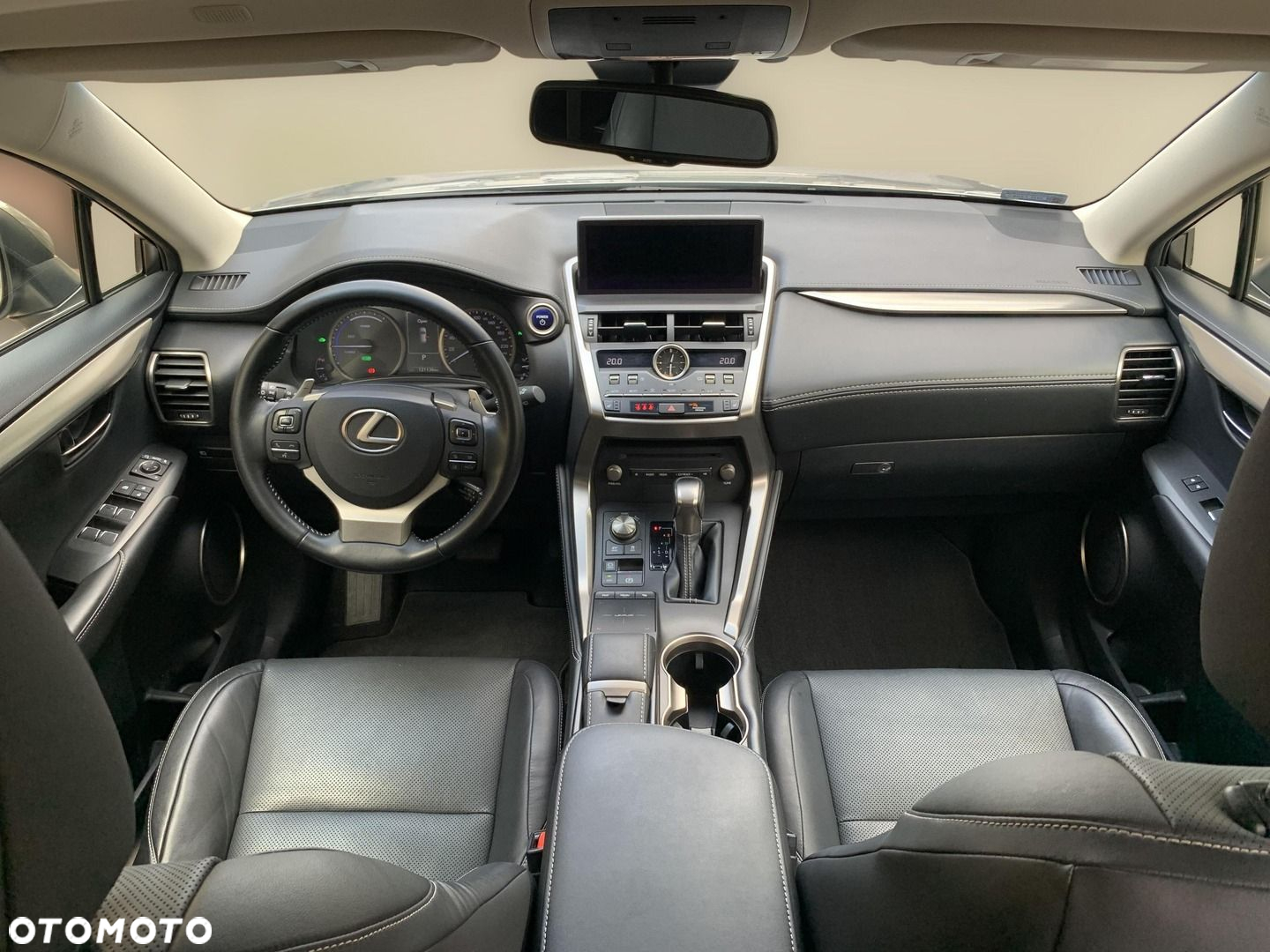 Lexus NX - 3