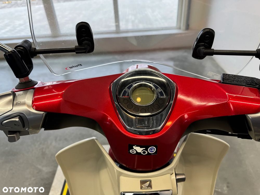 Honda Super Cub - 29