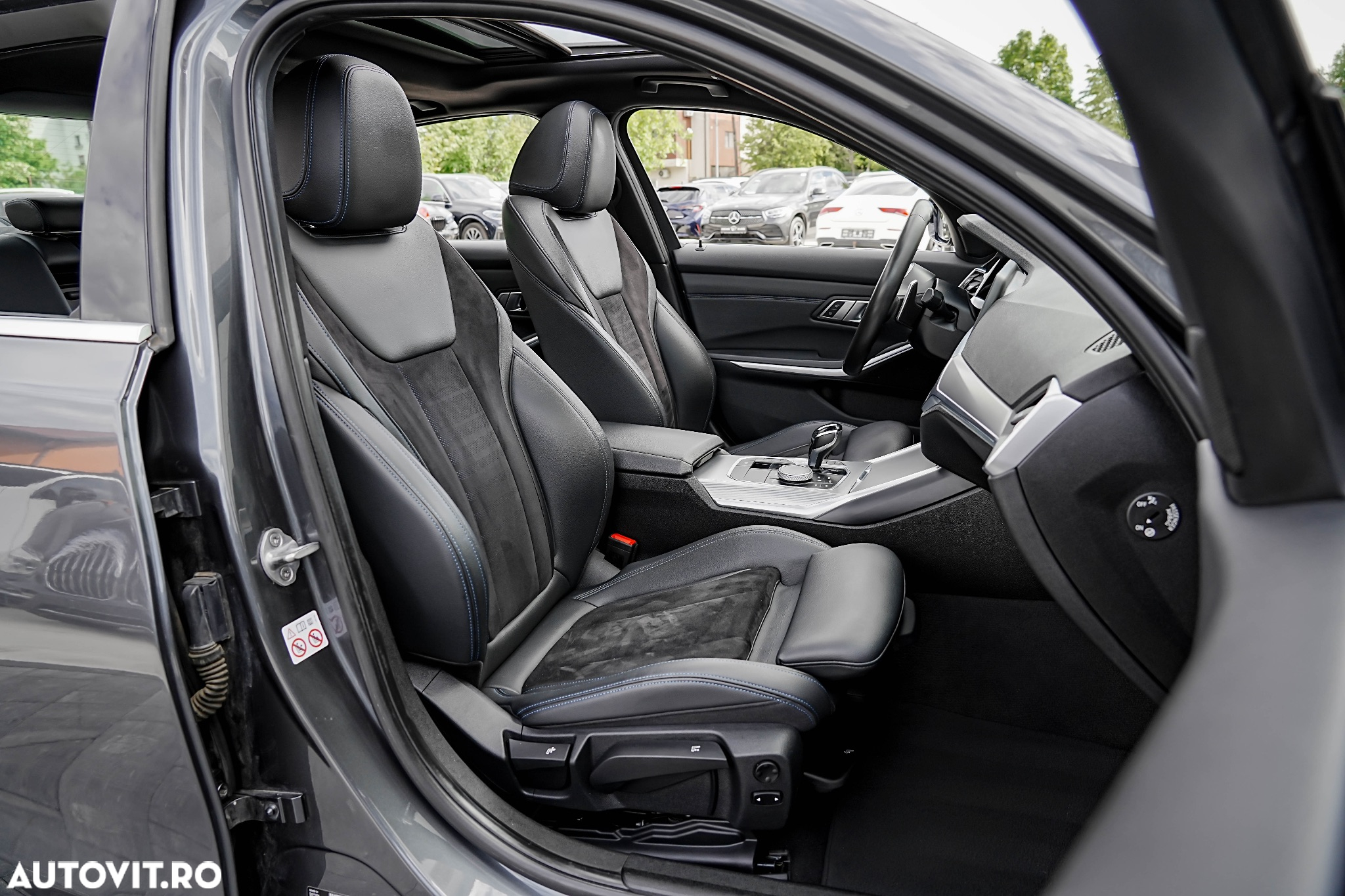 BMW Seria 3 330e Aut. M Sport - 24
