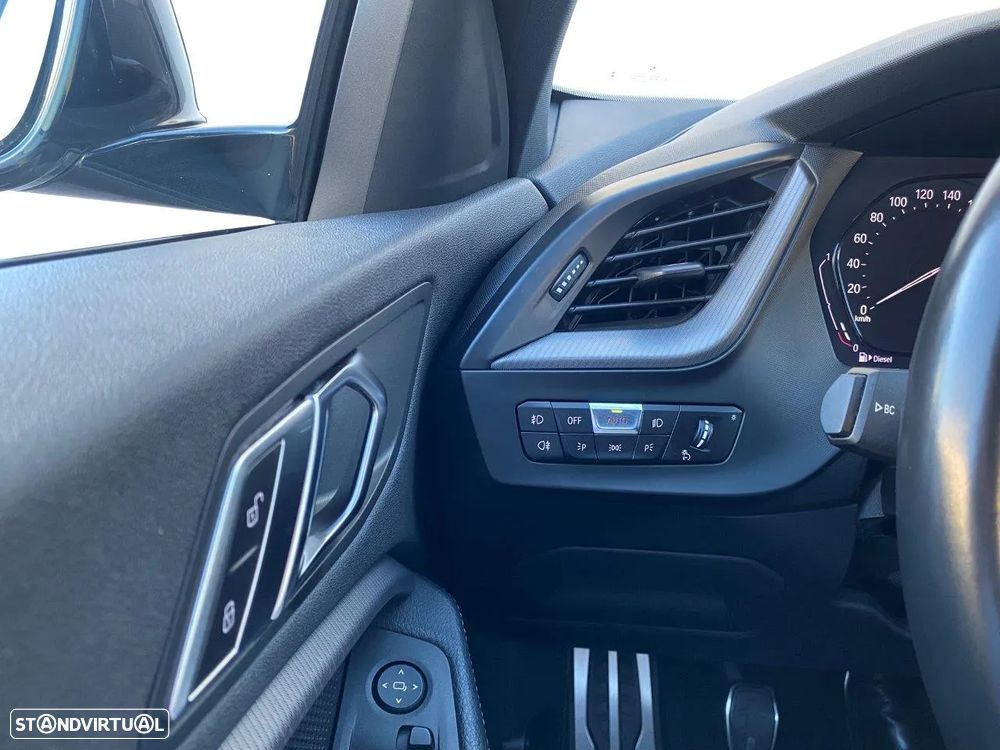 BMW 116 d Pack Desportivo M - 45