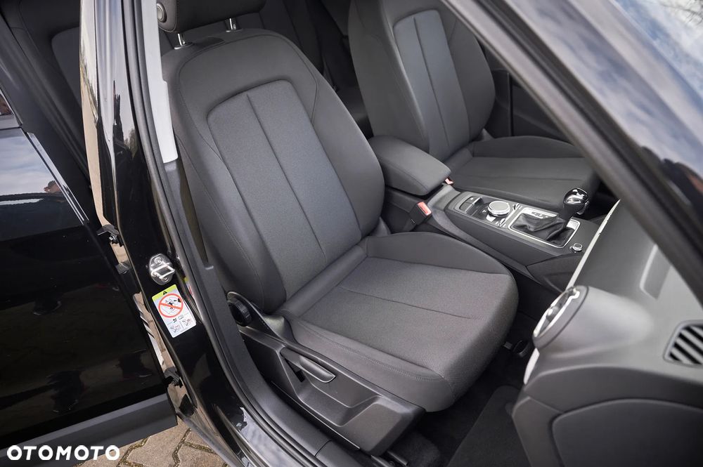 Audi Q2 35 TFSI S tronic sport - 28