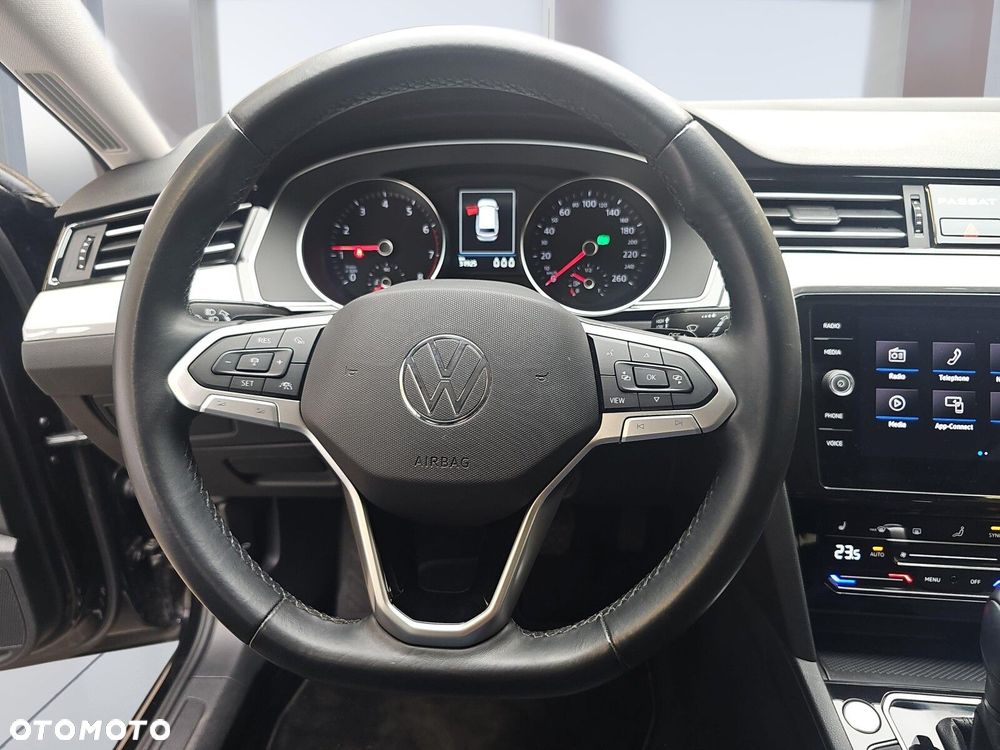 Volkswagen Passat Variant 1.5 TSI EVO Business DSG - 13