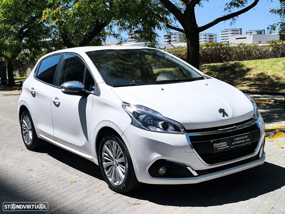 Peugeot 208 1.6 BlueHDi Style - 8
