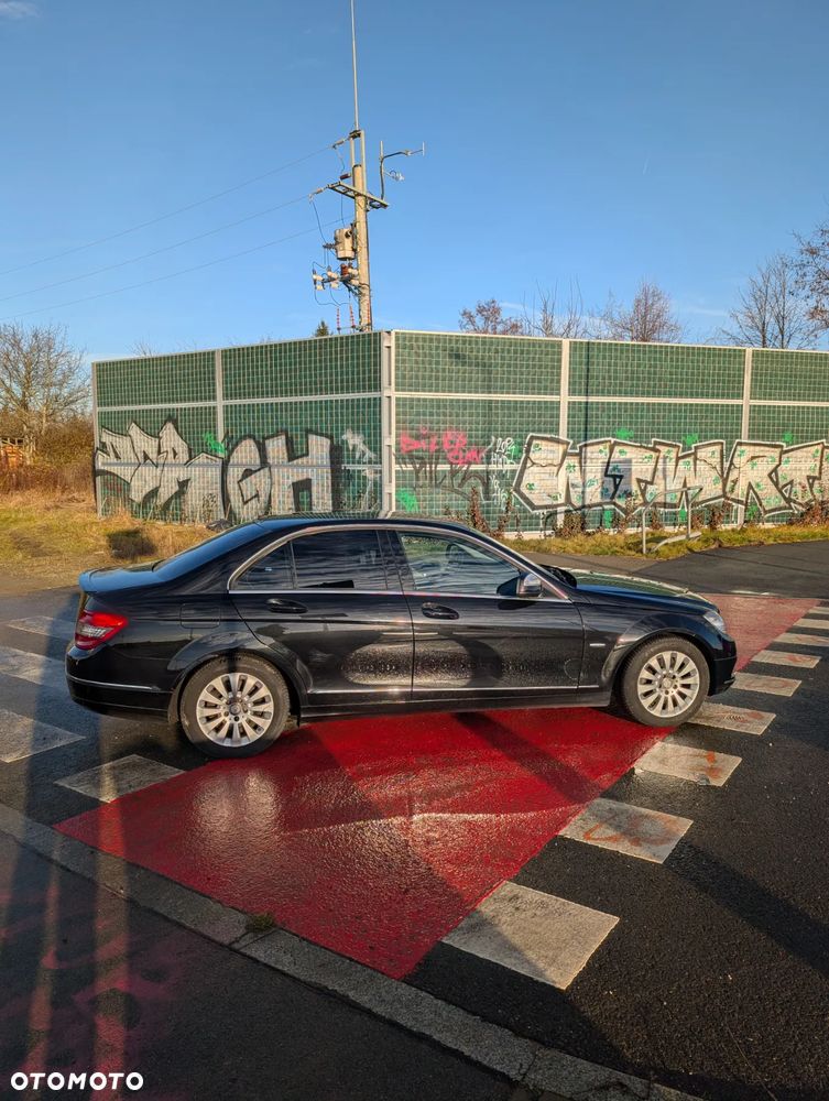 Mercedes-Benz Klasa C 220 CDI DPF Automatik Avantgarde - 8