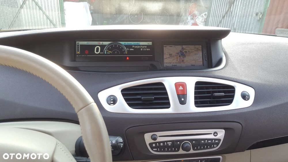 Renault Scenic 1.4 16V TCE Privilege - 27