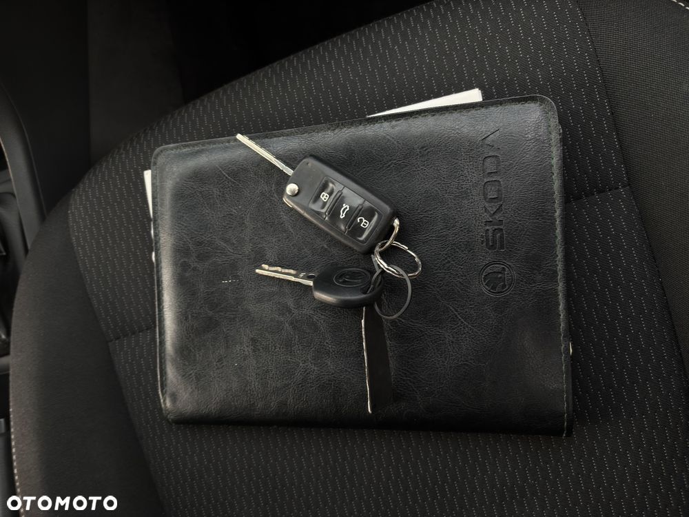 Skoda RAPID 1.2 TSI Active - 13