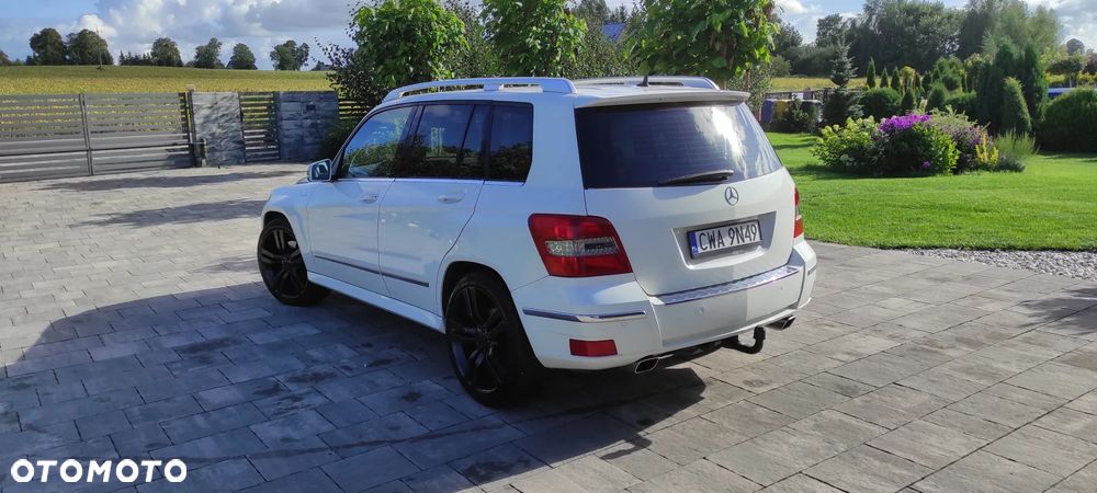 Mercedes-Benz GLK 220 CDI DPF 4Matic BlueEFFICIENCY 7G-TRONIC - 12