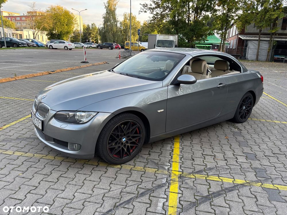BMW Seria 3 320i - 11