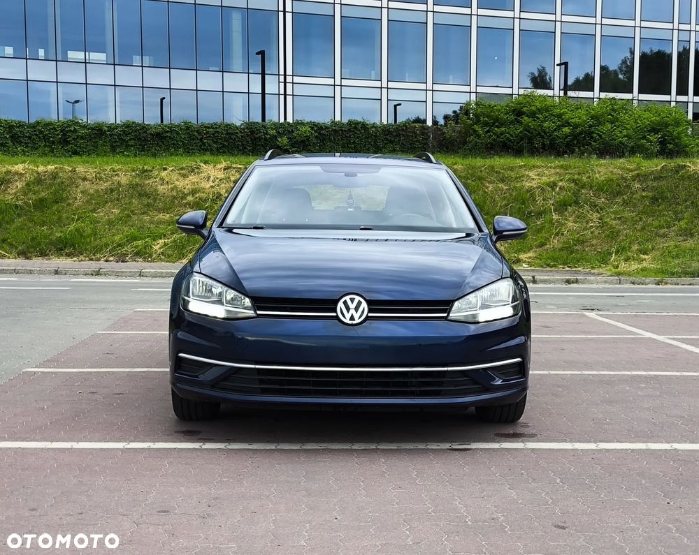 Volkswagen Golf 1.5 TSI BMT Evo Comfortline - 4