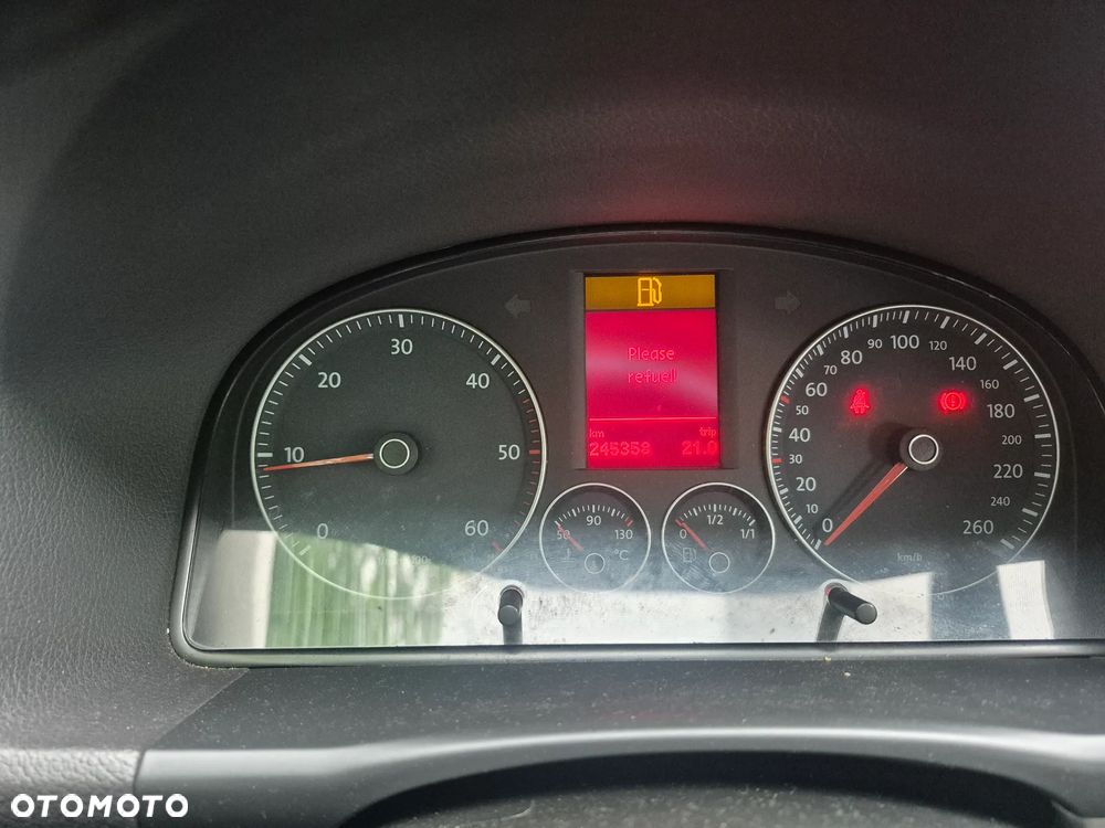 Volkswagen Touran 2.0 TDI Highline - 7