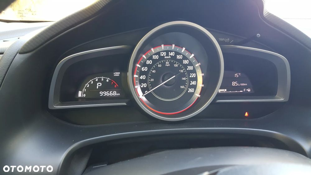 Mazda 3 - 5