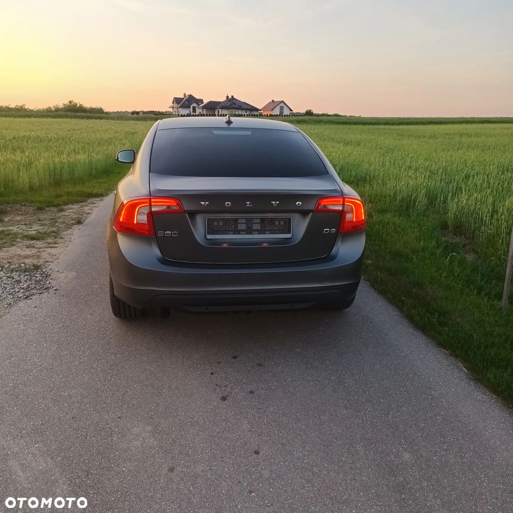 Volvo S60 D4 Geartronic Momentum - 8