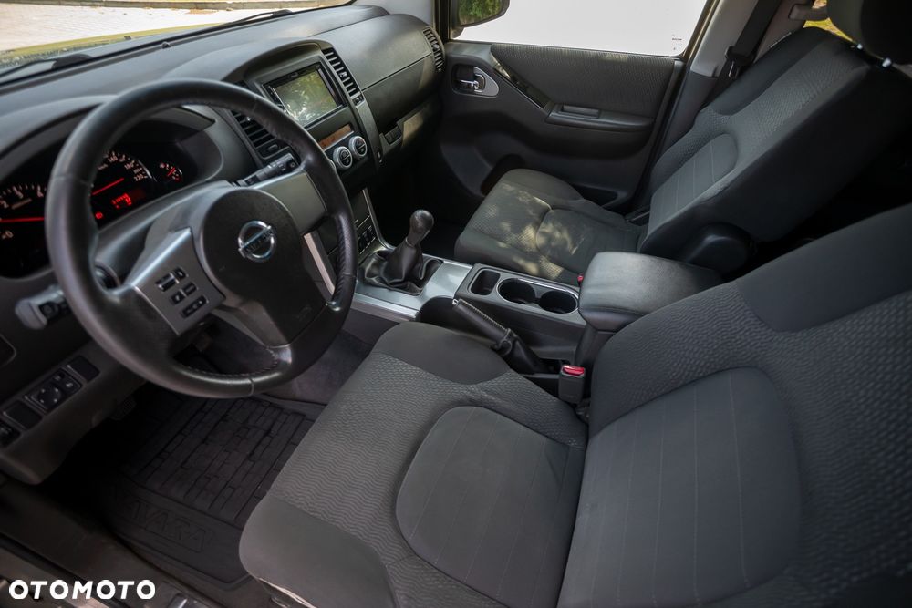 Nissan Pathfinder 2.5 dCi Platinum - 19