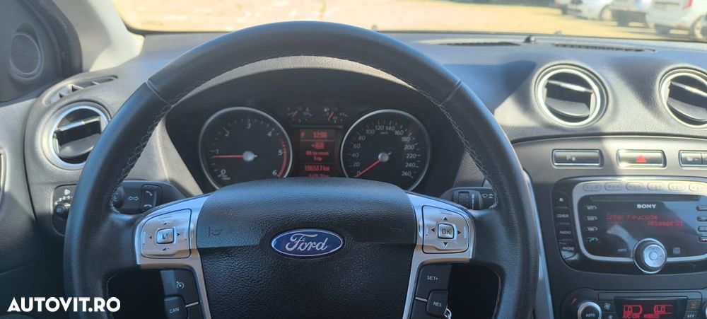 Ford Mondeo 2.0 Duratorq TDCi Powershift Titanium - 18
