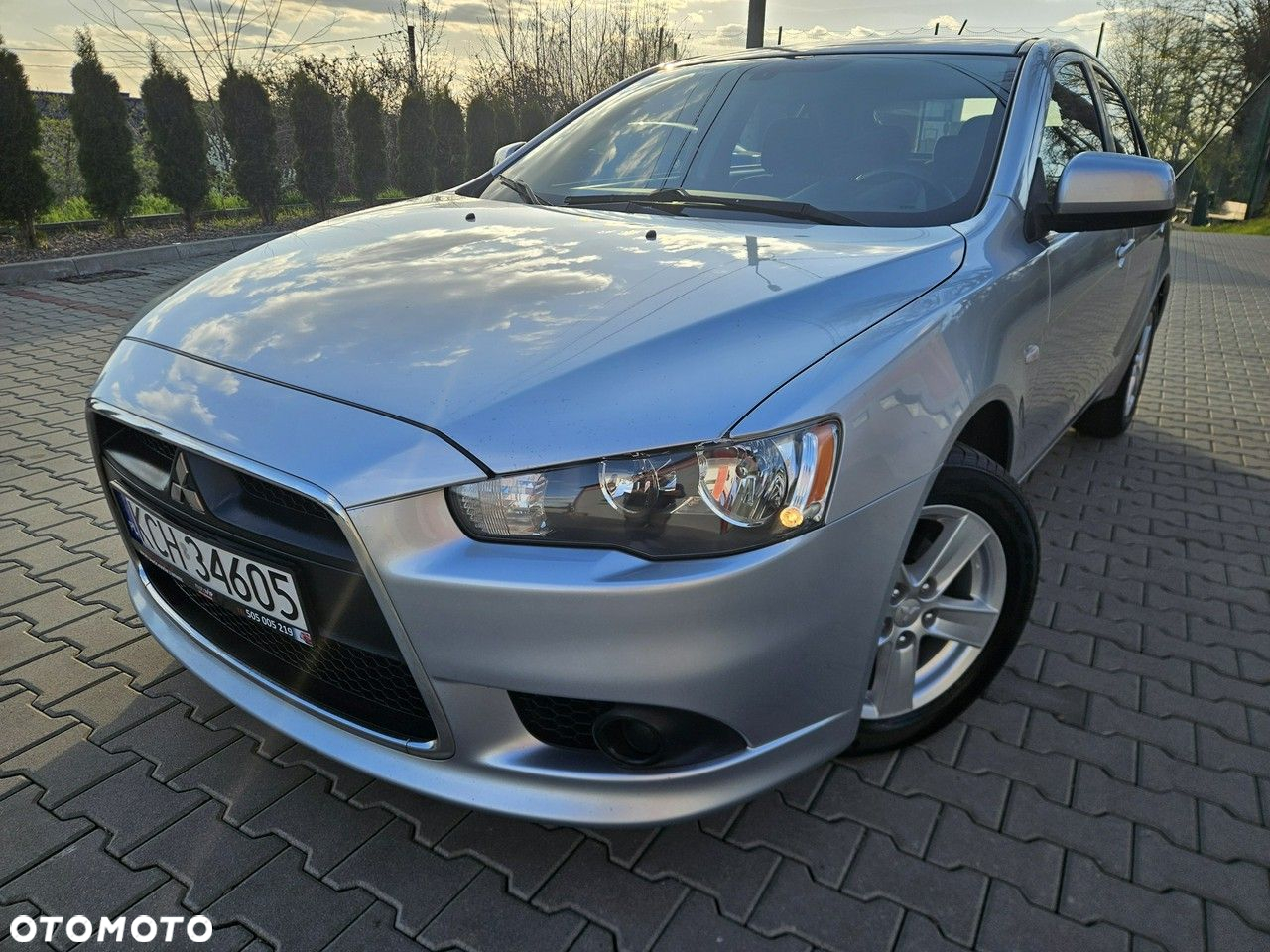 Mitsubishi Lancer 1.5 Inform - 12