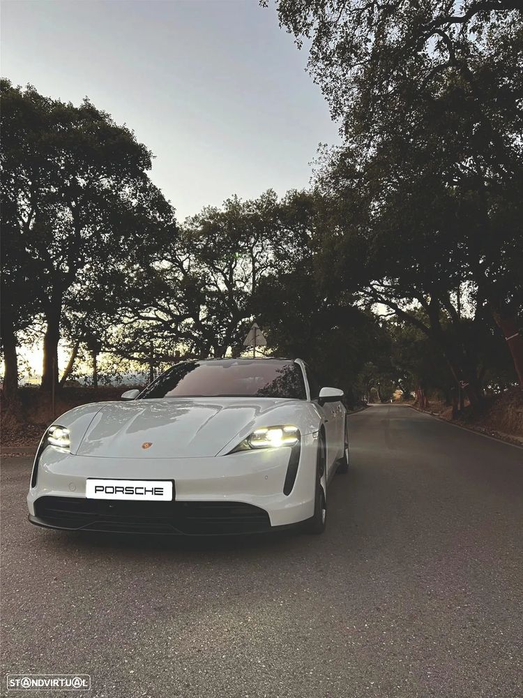 Porsche Taycan 4S - 6