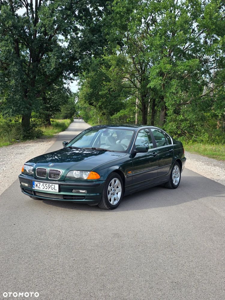 BMW Seria 3 328i - 3