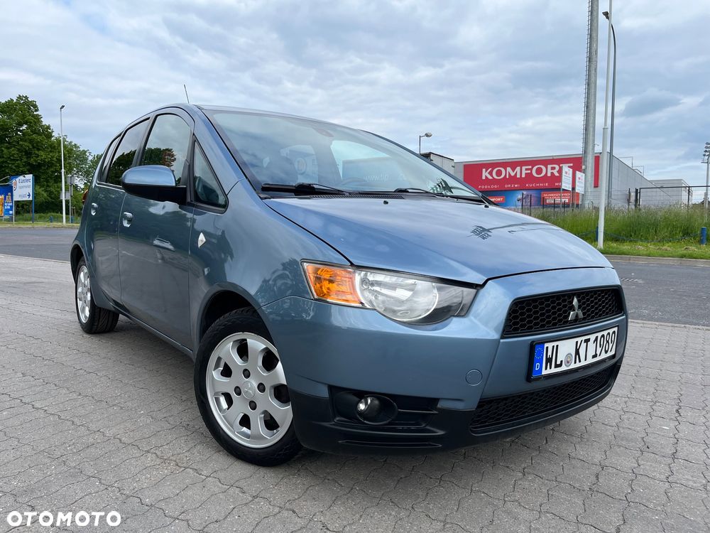 Mitsubishi Colt - 1