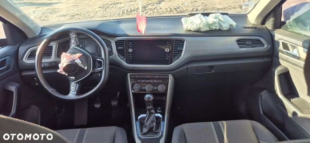 Volkswagen T-Roc - 23