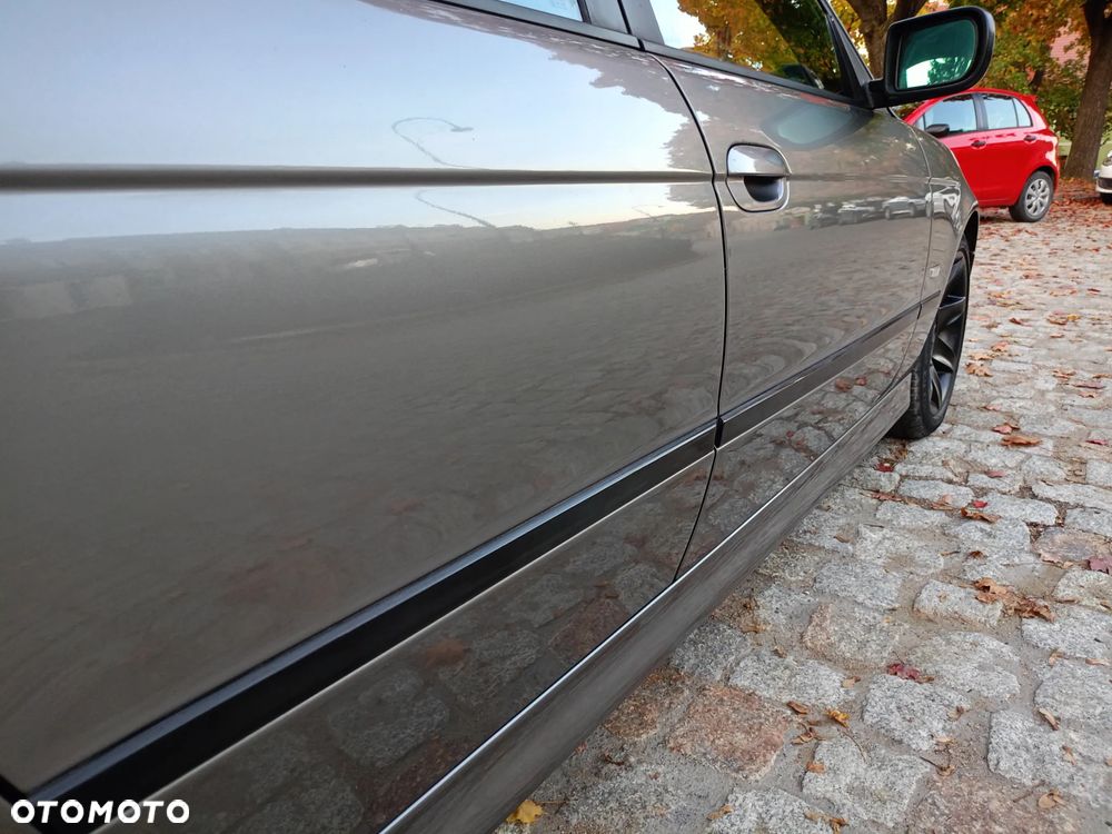 BMW Seria 5 - 10