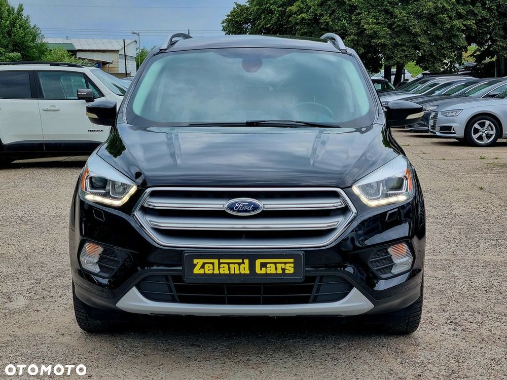 Ford Kuga 1.5 EcoBoost 2x4 Titanium - 2