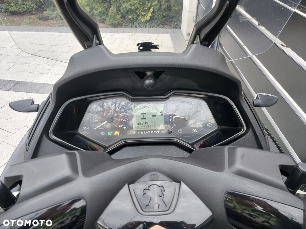 Peugeot Metropolis - 7