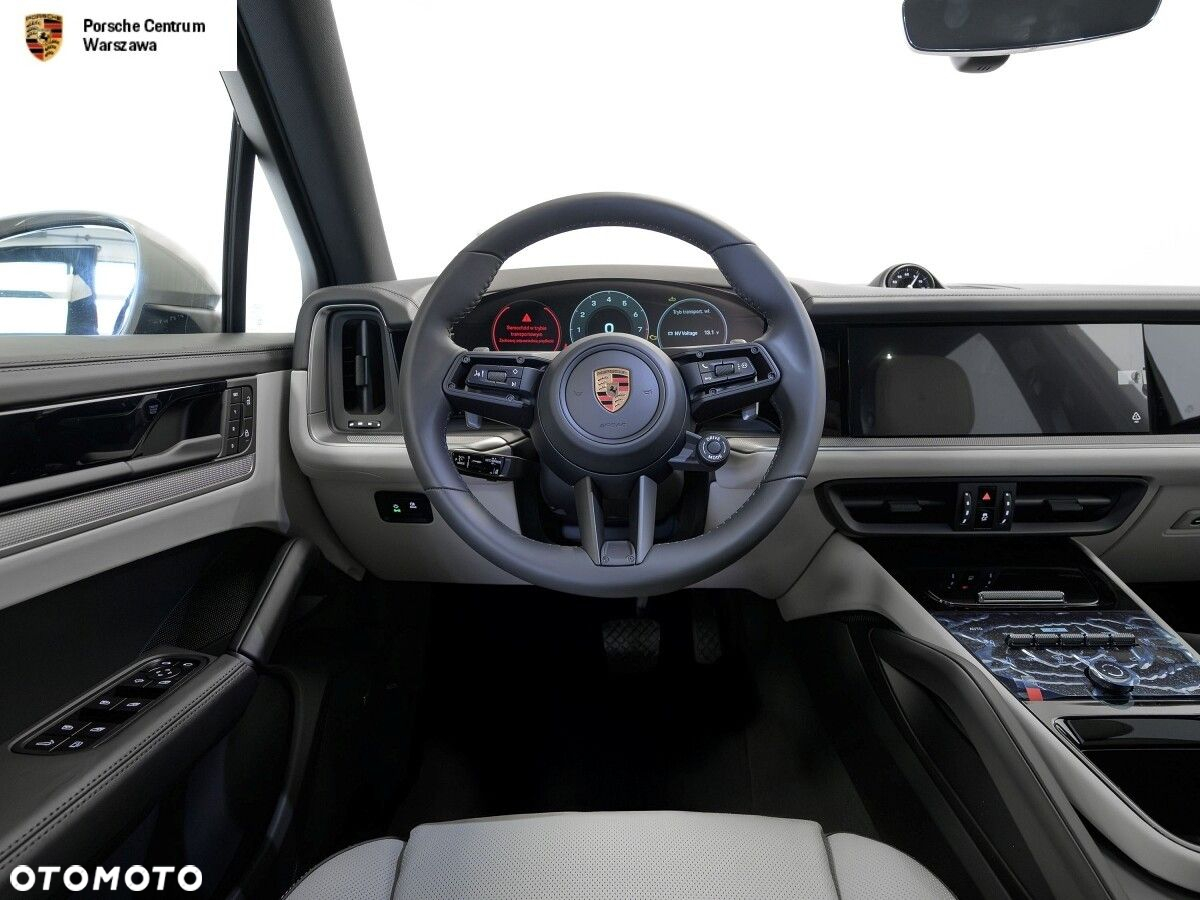 Porsche Cayenne - 11