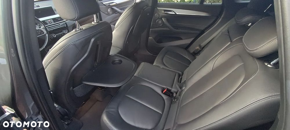 BMW X1 xDrive20d xLine - 11