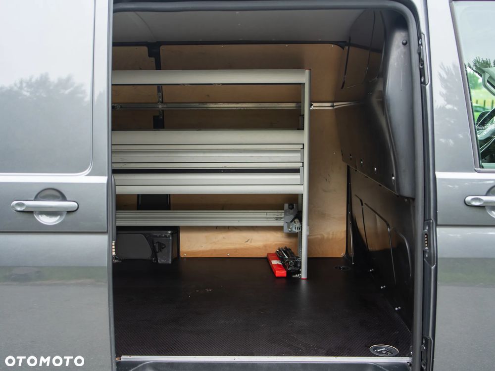 Volkswagen T6.1 - 26