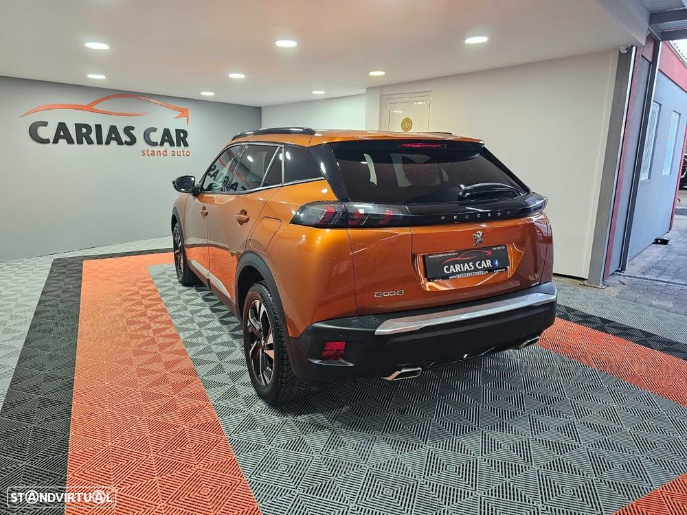 Peugeot 2008 1.2 PureTech Allure EAT8 - 7